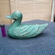 ancien canard vert en bois