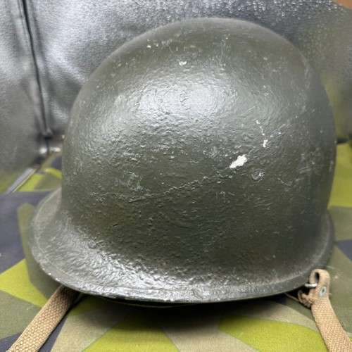 Casque armée de - casque, la