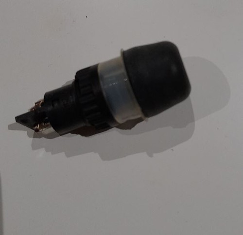 Interrupteur poussoir switch - poussoir,