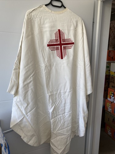 Ancien chasuble aube religieux - ancien,