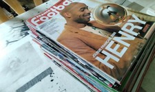 FRANCE FOOTBALL ANNEE 2005.  99 NUMÉROS . TTBE.