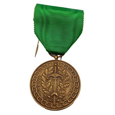 L11/11/25 (REF39220) Médaille militaire belge LABOR VALOREM BELGIAN MEDAL