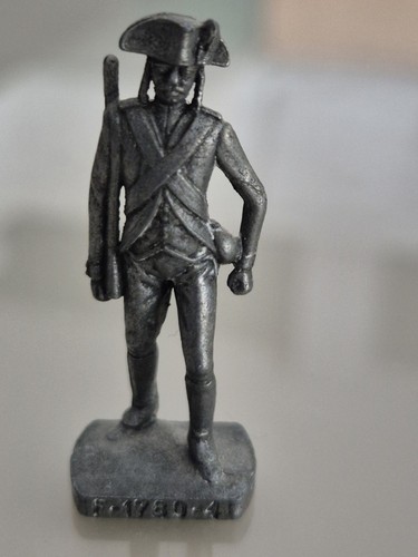 Mini figurine plomb - en,