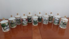 11 Pots en porcelaine à
