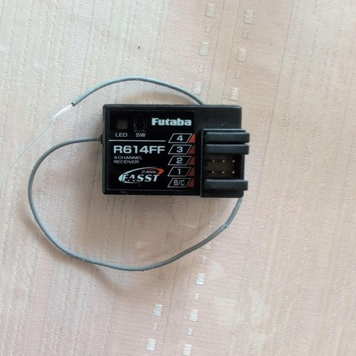 Récepteur futaba r614ff - récepteur,