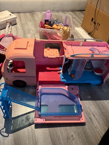 Camping car barbie rose avec - car,