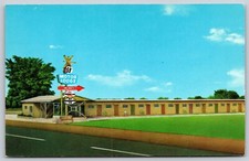 Postcard 59 Motor Lodge, Poteau, Oklahoma V172