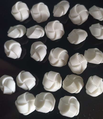 Lot boutons queue 1 - boutons, a