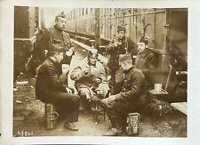 German officer prisoner with Belgian soldiers press photo c1915