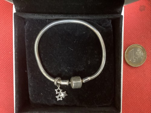 Bracelet pandora avec charm - pandora,