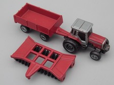 Tractor with trailers and disc harrows - ERTL