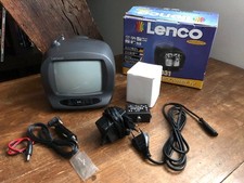 Téléviseur portable noir et