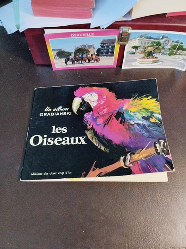 Livre illustré les oiseaux - livre,