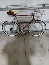 Vintage 59CM Tomassini Prestige Road Bike.Shimano 600 Group Set. CXP30 Wheels