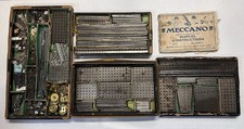 Gros LOT DE PIÈCES MECCANO anciennes 1920/1930 + Manuel D’instructions N1