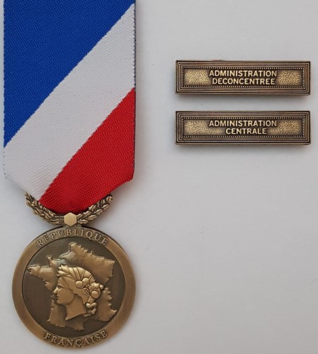 Médaille - , de