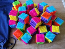 Lot 35 Cubes de Construction