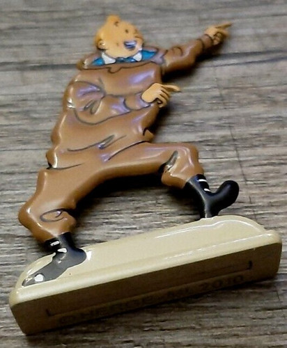 Moulinsart tintin figurine - moulinsart,