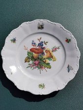 Assiette en porcelaine