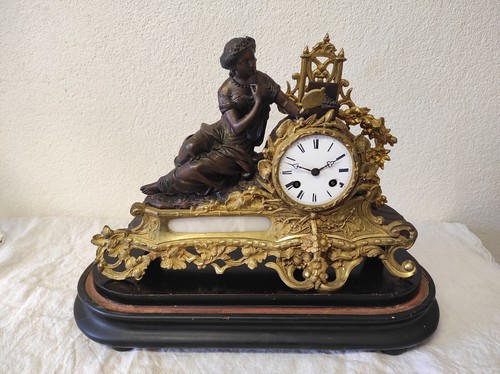 Ancienne horloge pendule - horloge,,