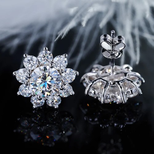 Clous solitaire diamant