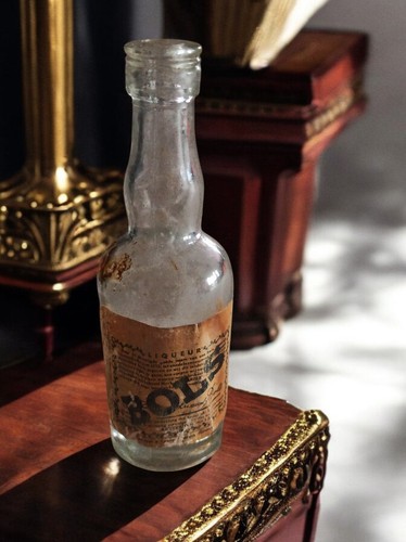 Mignonette alcool vintage vide