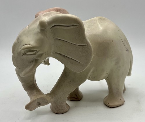 éléphant pierre - Éléphant,