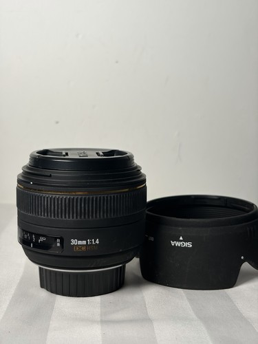 Sigma 30mm hsm - sigma,