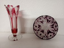 Bibelots  ( vase et cendrier) en cristal de couleur 
