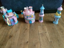 lot trendmasters , châteaux starcastle avec personnages style polly pocket