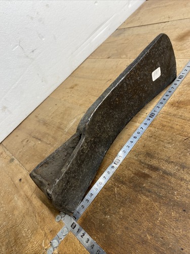 Hache old tool - outil, ancien