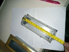 Petite grille de décompression de hotte de cheminée or 18/7cm dixneuf 