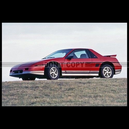 Photo 028408 pontiac fiero - photo, a.028408