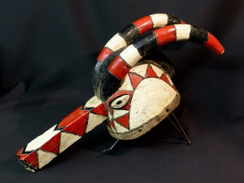 Art africain superbe - a, masque