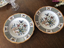 Lot 2 assiettes creuses