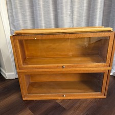 34”  Globe Wernicke Light
