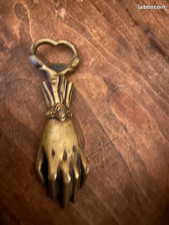 Décapsuleur bouteille main