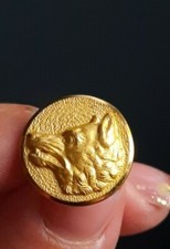 M01 tête de loup doré D17mm