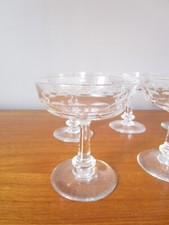 5 Coupes à Champagne en