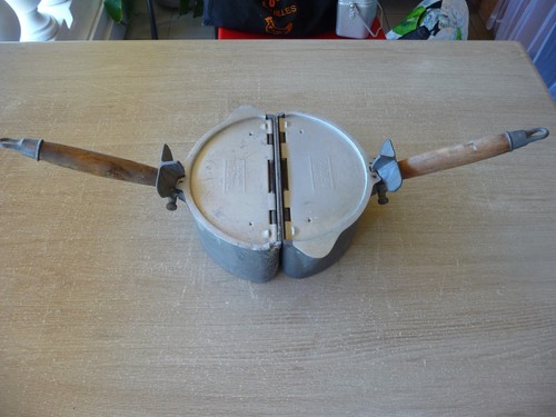 Rare lot casseroles demi - lot, 2