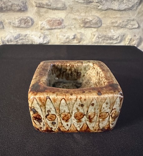 Gres vide poche ou - vide,