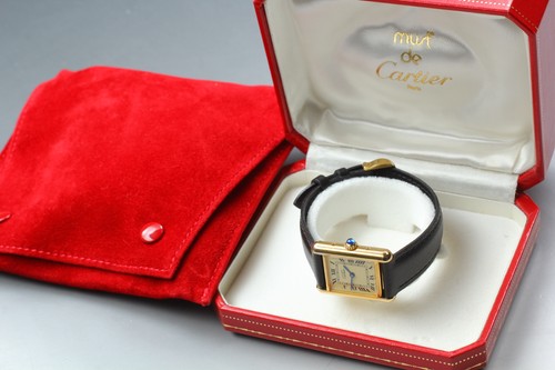 Montre quartz vintage - à,