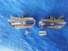 2x ORIGINAL handle left + right Alfa Romeo GT junior Bertone gtv 1750 2000 handle