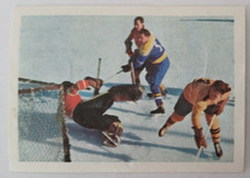 ICE HOCKEY (2) ICE HOCKEY 1967 CHOCOLATE JACQUES Sports Unusual card
