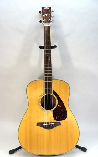 Very nice yamaha - very, fg730s