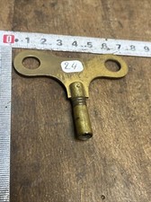 Clé d'horloge pendule