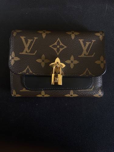 Louis vuitton flower lock - louis,