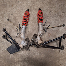 TRIANGLES TRAIN AVANT COMPLET