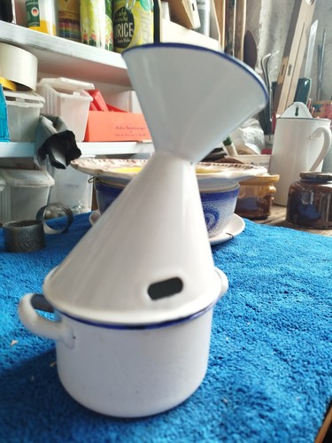 Ancien inhalateur médical - , à