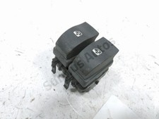 COMMANDE LEVE-VITRE AVANT